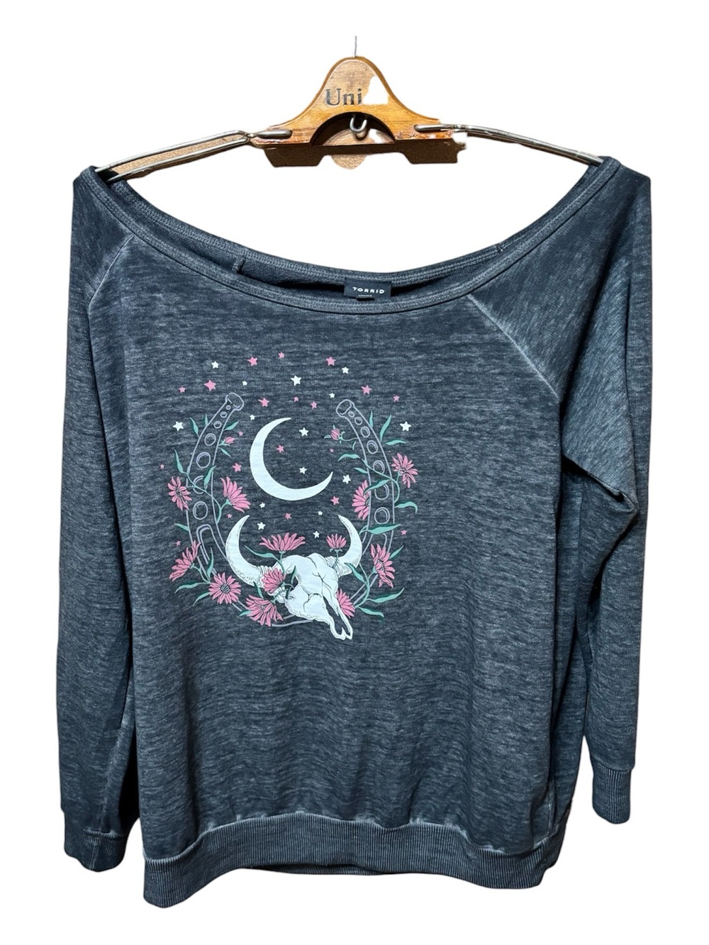 Torrid Off The Shoulder Women’s Graphic Long Sleeve Sweatshirt Size 2/ 2XL NWT